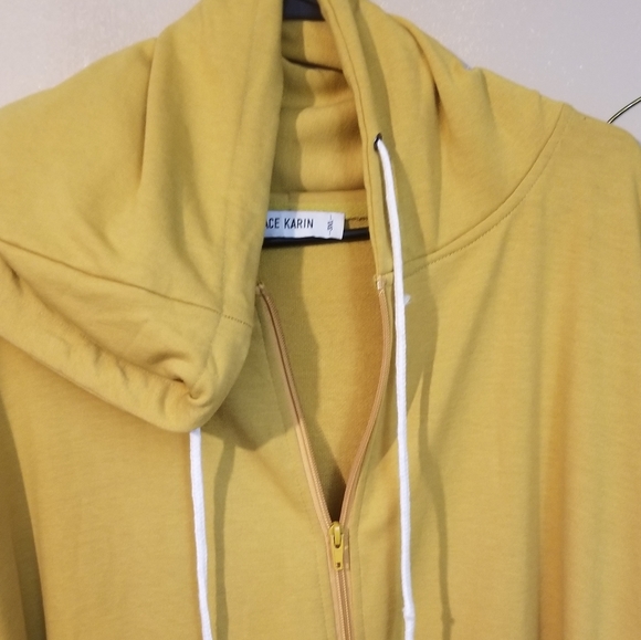 Ladies lounging hoodie - Picture 3 of 5
